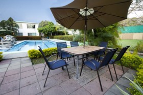 Hotel Parotas by OYO Rooms