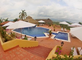 Hotel Plaza Tucanes