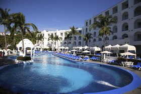 Sierra All Inclusive at Tesoro Manzanillo