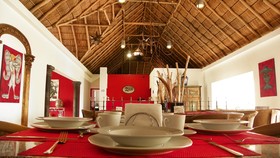 Zar Manzanillo