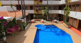 Azteca Inn