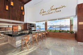 Courtyard by Marriott Mazatlan Beach Resort