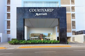 Courtyard by Marriott Mazatlan Beach Resort