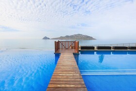 Courtyard by Marriott Mazatlan Beach Resort