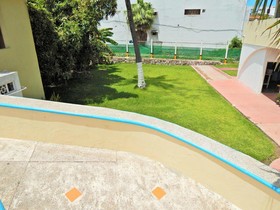 Hotel Las Jacarandas