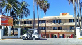 Hotel Las Jacarandas