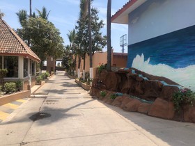 Hotel Oasis