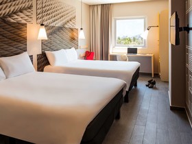 ibis Mazatlán Marina Hotel