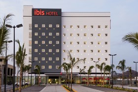 ibis Mazatlán Marina Hotel