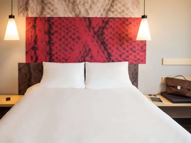 ibis Mazatlán Marina Hotel