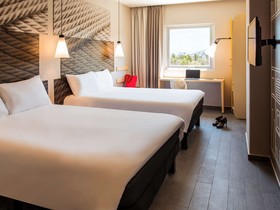 ibis Mazatlán Marina Hotel