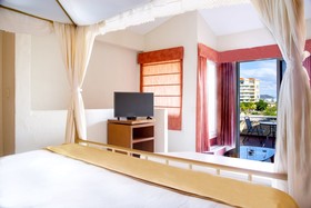 Isla Mazatlan Golden Resort