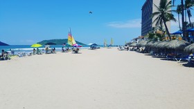 Las Flores Beach Resort