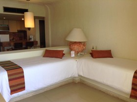 Luna Palace Hotel & Suites
