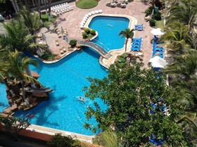 Luna Palace Hotel & Suites