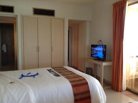 Luna Palace Hotel & Suites