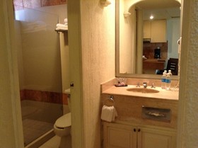 Luna Palace Hotel & Suites