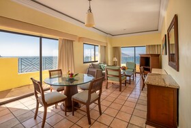 Royal Villas Resort