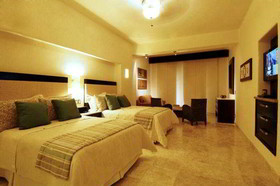 Hotel Zafiro Beach Boutique Resort