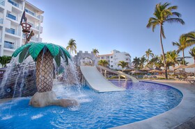 Marival Emotions Resort All-Inclusive