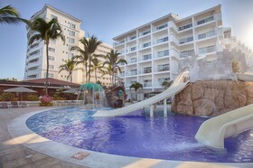 Marival Emotions Resort All-Inclusive