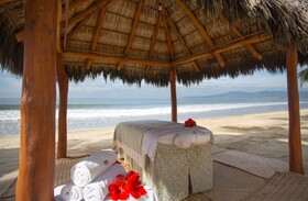 Marival Emotions Resort All-Inclusive