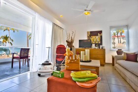 Marival Emotions Resort All-Inclusive