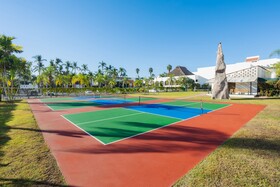 Marival Emotions Resort All-Inclusive