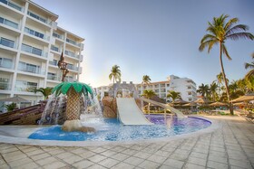 Marival Emotions Resort All-Inclusive