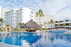 Marival Emotions Resort All-Inclusive