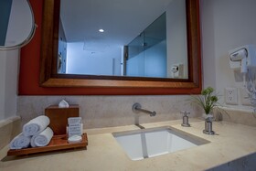 Marival Emotions Resort All-Inclusive