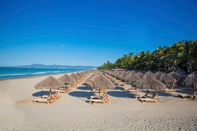 Paradise Village Beach Resort