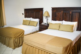 Best Western Laos Mar Hotel & Suites