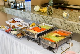Best Western Laos Mar Hotel & Suites