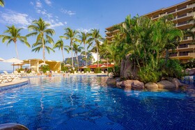 Barceló Puerto Vallarta