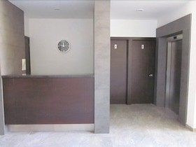 Blaze Hotel & Suite