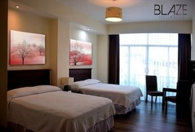 Blaze Hotel & Suite