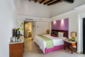 Buenaventura Grand Hotel & Great Moments