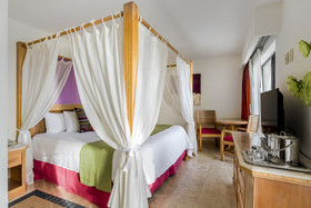 Buenaventura Grand Hotel & Great Moments