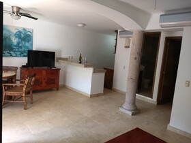 Casa Iguana
