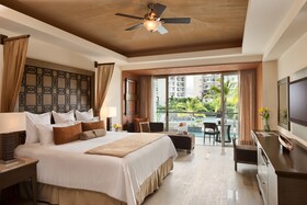 Dreams Vallarta Bay Resort & Spa