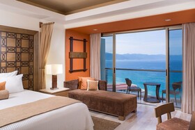 Dreams Vallarta Bay Resort & Spa