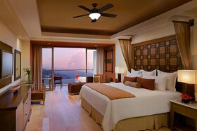 Dreams Vallarta Bay Resort & Spa