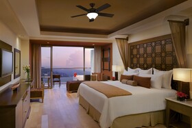 Dreams Vallarta Bay Resort & Spa