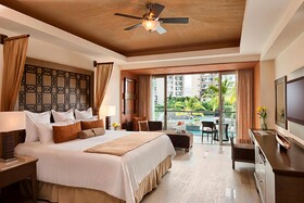 Dreams Vallarta Bay Resort & Spa