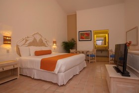 Flamingo Vallarta Hotel & Marina