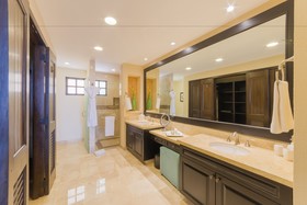 Garza Blanca Preserve Resort & Spa