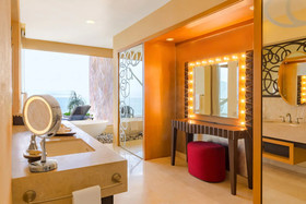 Garza Blanca Residences