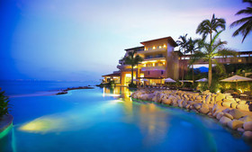 Garza Blanca Residences