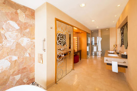 Garza Blanca Residences